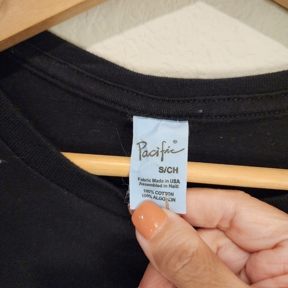 Panic! at the Disco Graphic Tee T-shirt Small Black Solid Short Sleeve - Picture 3 of 3